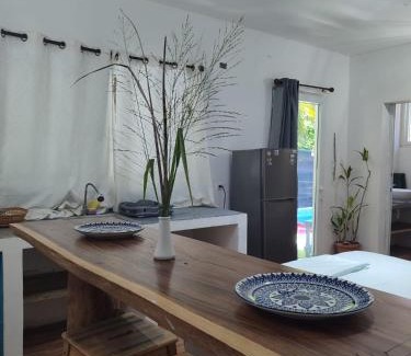 El Paredon House | El Puente