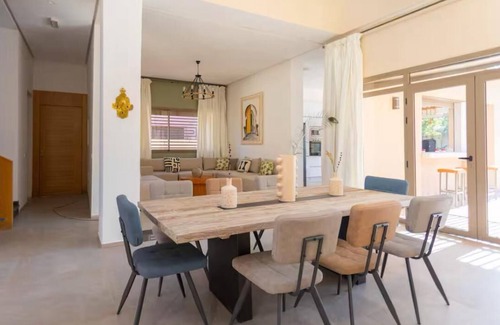 Gueliz Villa | Elegant Prestige Villa in amelkiss Heated Pool and Exclusive Comfort
