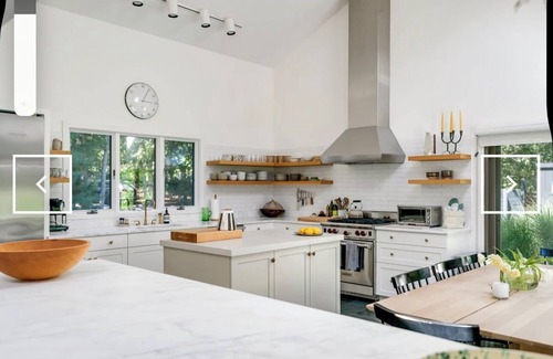 East Hampton House | Elegant, Stylish & Serene Retreat - East Hampton Central & Private Location!