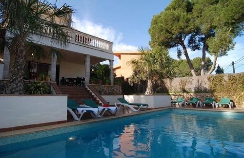 El Arenal Villa | Elegant Villa with private pool and BBQ. Only 100 m. from sandy beach. Wifi zone
