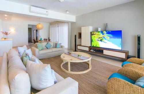 Cap Malheureux Apartment | Element Bay 1 with LOV