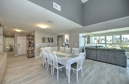 Mid Island House | Elevator to Paradise! Luxury beachfront property, book now for winter discount.