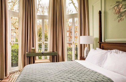Earl's Court Hotel | Ellen Kensington