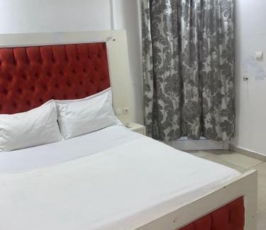 Douala Apartment | Elvira Home