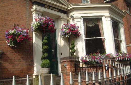 Wolverhampton Hotel | Ely House Hotel