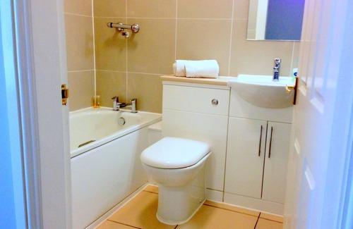 Wolverhampton Hotel | Ely House Hotel