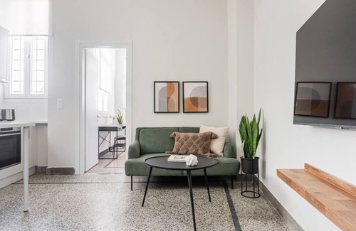 Plaka Apartment | Elysian 1BR Apartment in Plaka 3