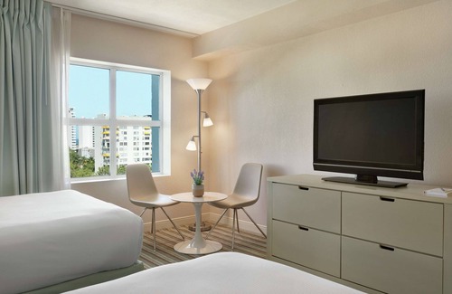 Villas del Palmar Sur Resort | Embassy Suites by Hilton San Juan Hotel & Casino