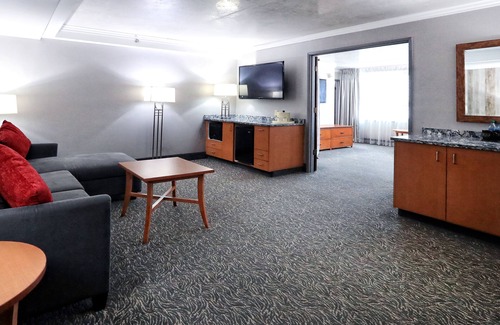 Fife Hotel | Emerald Queen Hotel & Casino