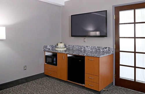Fife Hotel | Emerald Queen Hotel & Casino
