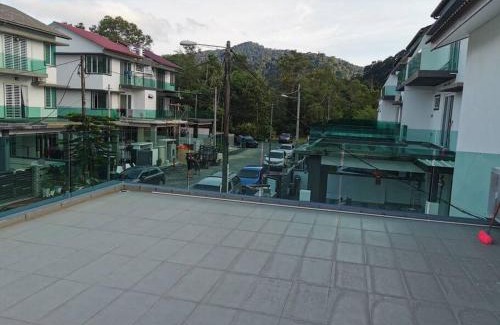 Dungun Villa | Emerald Villa Homestay Dungun