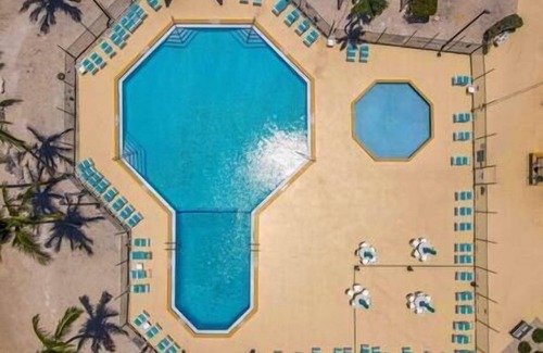 Cudjoe Key RV Rental | Empty RV Lot with Amazing Views!