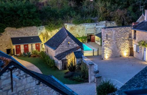 Rou-Marson House | En Rou Libre