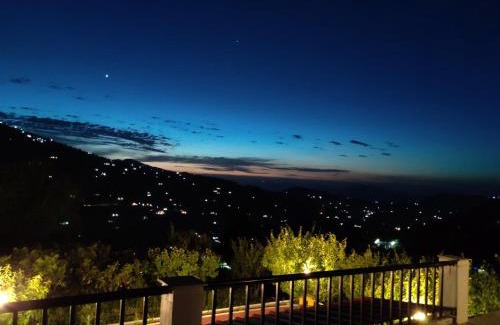 Mukteshwar Bed & Breakfast | Enchanted Hills Farmstay