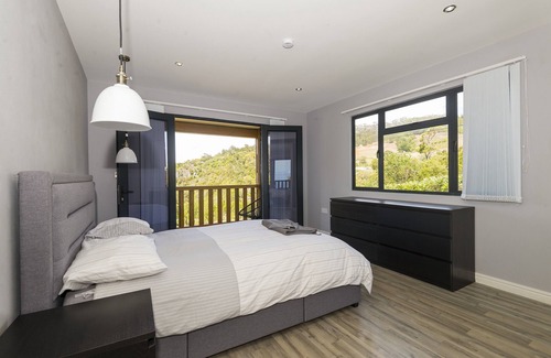Saint Helena Cabin | Enchanting 1-bedroom lodge in Saint Helena
