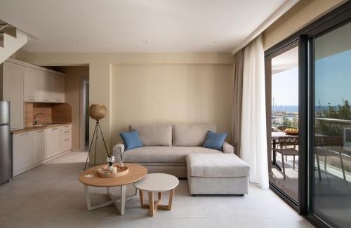 Nikita Bed & Breakfast | Endless Blue Luxury Suites