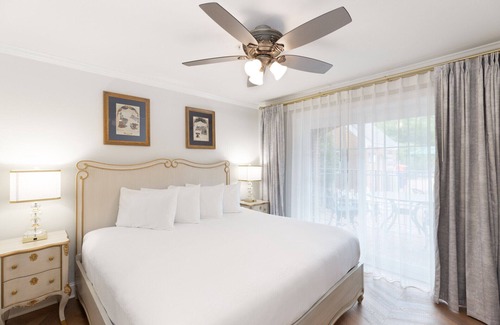 Williamsburg Resort | Enjoy a 2BR luxurious villa @ Williamsburg Westgate Resort.