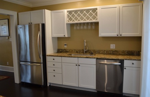New Buffalo House | Enjoy these beautiful fall weekends in Harbor Country. Great location in NB