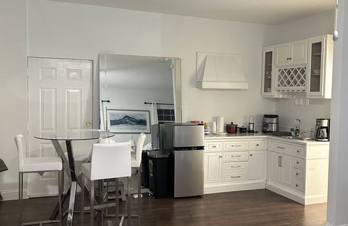 Fort George Island House | Enjoy this Little paradise detached guest house with your loved ones! pool, Dock