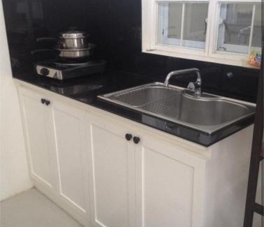 Daet House | Entire Home Fully Furnished Netflix AC Auto washer and Dryer