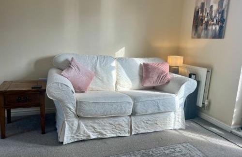 Clyst St Mary House | Entire Two Bed Coach House Super King Beds Turn into singles