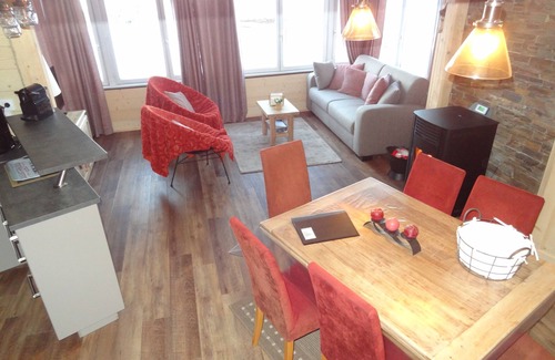 Metabief Ski Chalet | ENTIRELY RENOVATED CHALET "LE CLOS DES 9", IN METABIEF, 5 PEOPLE