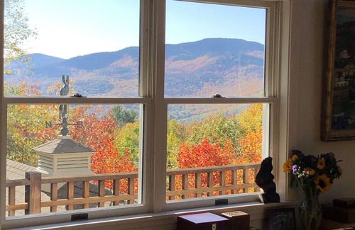 Jackson House | EPIC Mountain View Home : Minutes to Skiing!
