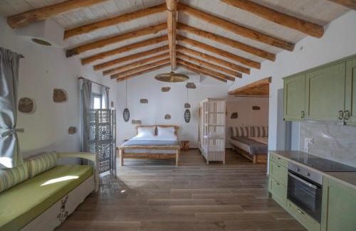 Armenistis House | Erifi Luxury Suites