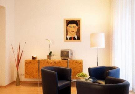 Neukoelln Hotel | Erlanger Hof
