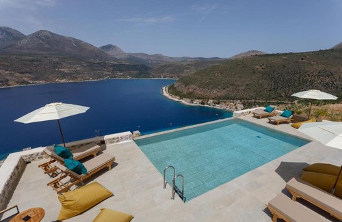 Limeni House | ERMIS-APEA Villas