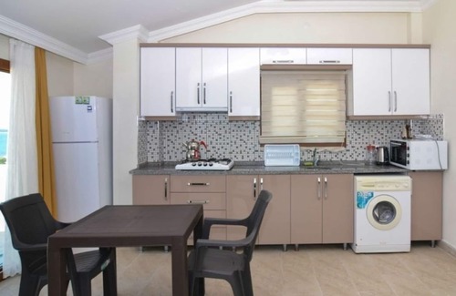 Burhaniye Hotel | Erpey Ferah Apart Otel