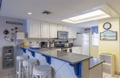 South Padre Island Condo | ESCAPE to Bright Top Floor Beachfront Condo in Perfect Location