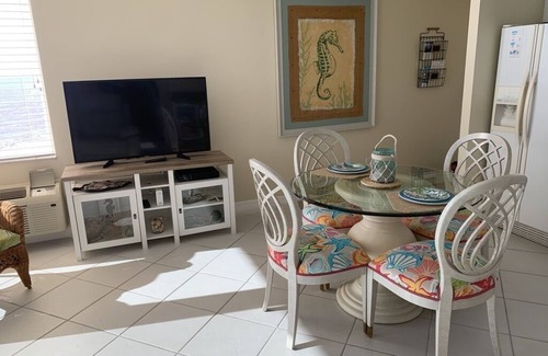 South Island Condo | Estero Beach & Tennis, 9th Floor, Direct Gulf View! Gorgeous Sunsets
