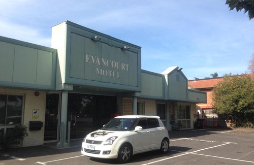 Malvern East Hotel | Evancourt Motel Malvern East