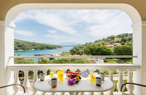 Agios Stefanos Apartment | Evanna: Walk to Beach, Sea Views, A/C, WiFi, Car Not Required - 3425