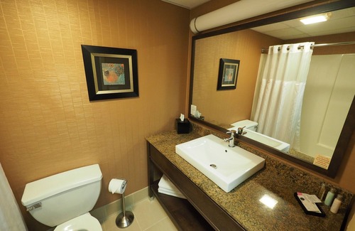 Cadillac Hotel | Evergreen Resort
