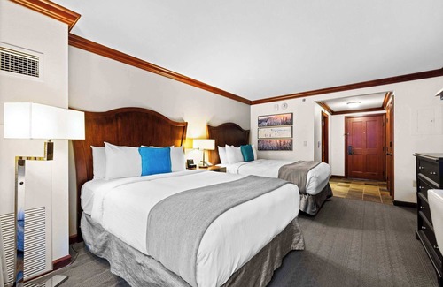 Olympic Valley Resort | Everline Resort- Forest View