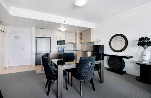 Labrador Apartment | Exceptional Luxury ~ Broadwater Beauty ~ Free Parking ~ Top Location