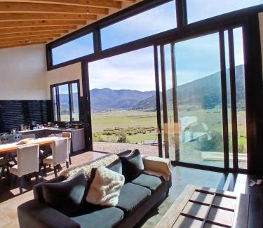 San Martin de los Andes House | Exclusiva Casa de Categoría a Estrenar en Barrio Privado de San Martin de los Andes