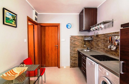Rafajlovici Apartment | Exclusive 1 bedroom apartment, a short walk from Rafailovici sandy beach