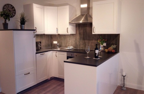 Heiligenhafen Apartment | Exclusive apartment "Meerdüne" in direct beach location with balcony and sea view