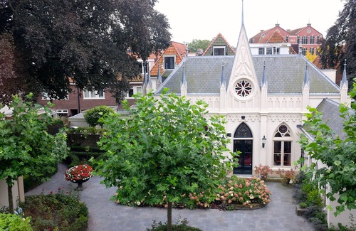 Hoorn Villa | Exclusive location in an oasis of tranquillity in Hoorn (near Amsterdam).