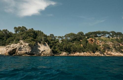 Le Pradet Villa | Exclusive waterfront villa in Domaine Rocabella - French Riviera