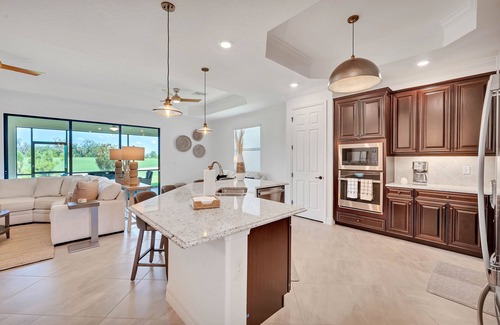 Lakewood Ranch House | Executive home at 8th Green Getaway in Lakewood National Golf community