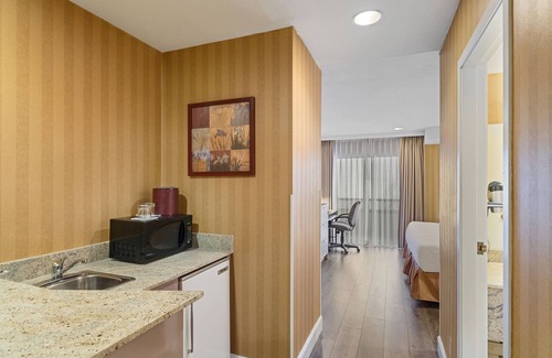 Richmond City Centre Hotel | Executive Hotel Vancouver Airport