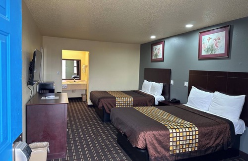 Prescott Hotel | Executive Inn & Suites