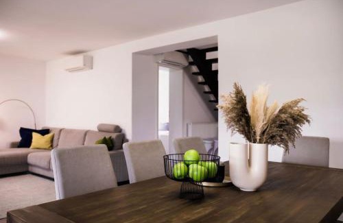 Senec House | Exkluzívna chata pri jazere