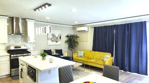 La Presa Apartment | Exotic home Sdstay-com