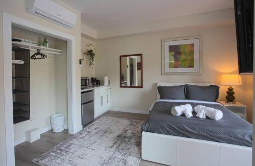 Bankers Hill Hotel | Explore Balboa Park From Your Cozy Studio w Patio