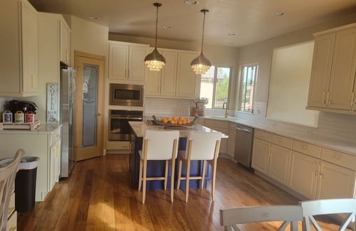 Flying Horse House | EXQUISENT PROPERTY.5 MIN FROM AIR FORCE. 5200 SQ FT. 5 BR. 5 BR. 5 ð¥PLACES.n